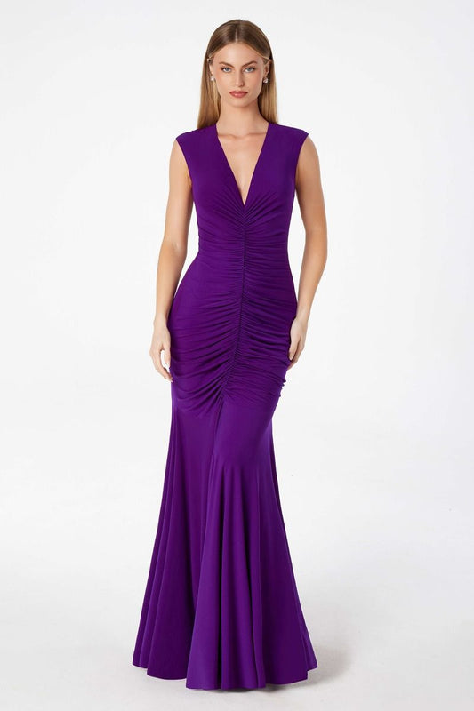 Mermaid dress V-neckline covered back-1